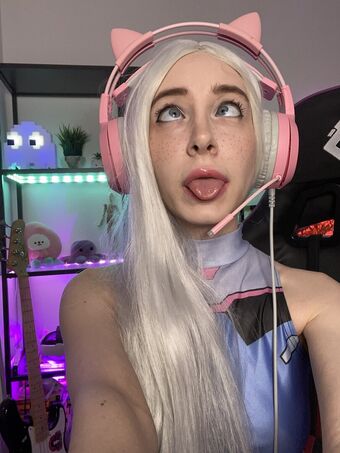 MiaDelphy Meztelen Kiszivárgások OnlyFans Fotó 4