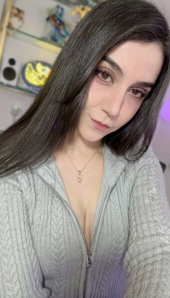 Midna Meztelen Kiszivárgások OnlyFans Fotó 81