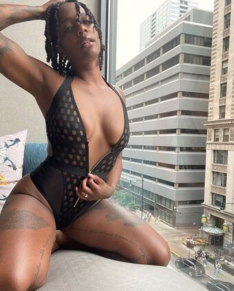 Midnight Meztelen Kiszivárgások OnlyFans Fotó 17