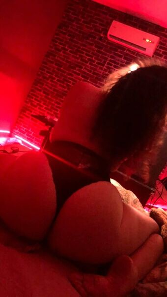 MillaMoon Meztelen Kiszivárgások OnlyFans Fotó 11