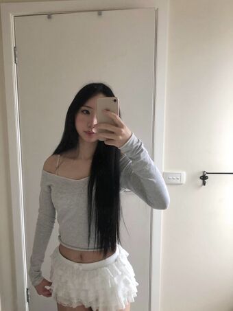 mina Meztelen Kiszivárgások OnlyFans Fotó 17