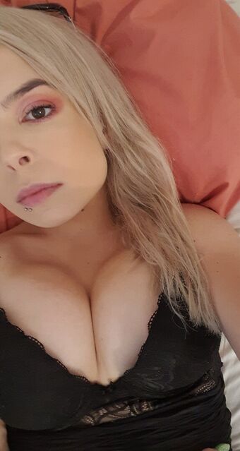 Mini Babe Meztelen Kiszivárgások OnlyFans Fotó 3