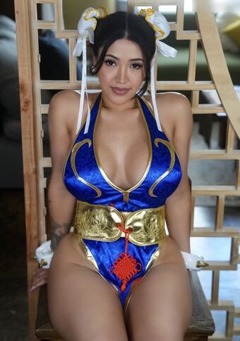 Minitinah OF Meztelen Kiszivárgások OnlyFans Fotó 1