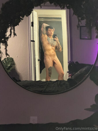 mintsicle Meztelen Kiszivárgások OnlyFans Fotó 12