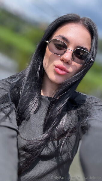 missadeleee Meztelen Kiszivárgások OnlyFans Fotó 2