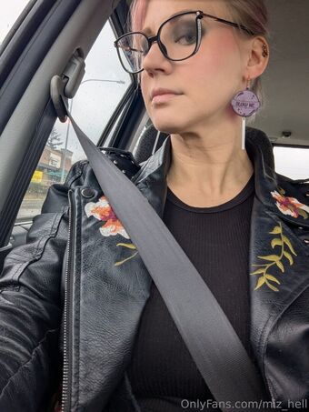 miz_hell Meztelen Kiszivárgások OnlyFans Fotó 16