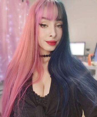 Mizzy Cyn Meztelen Kiszivárgások OnlyFans Fotó 17