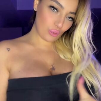 Mugemia Meztelen Kiszivárgások OnlyFans Fotó 1