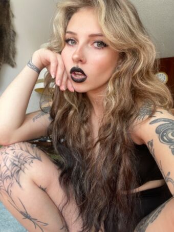 Mushbugs Meztelen Kiszivárgások OnlyFans Fotó 24