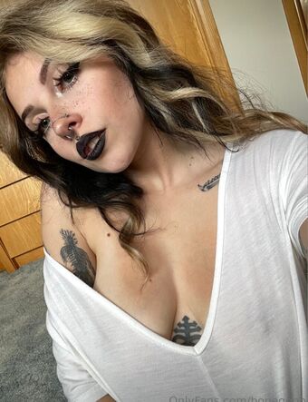 Mushbugs Meztelen Kiszivárgások OnlyFans Fotó 30