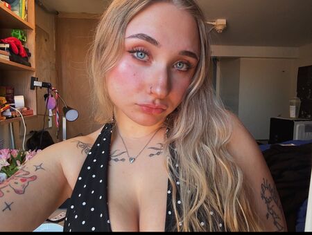 mxwuni Meztelen Kiszivárgások OnlyFans Fotó 24