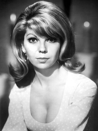 Nancy Sinatra Meztelen Kiszivárgások OnlyFans Fotó 7
