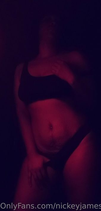 nickeyjames Meztelen Kiszivárgások OnlyFans Fotó 16