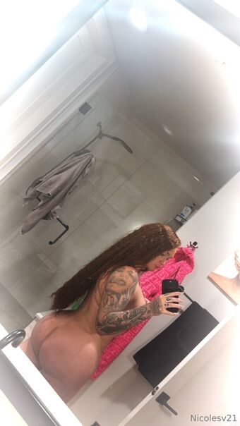nicolesv21 Meztelen Kiszivárgások OnlyFans Fotó 25