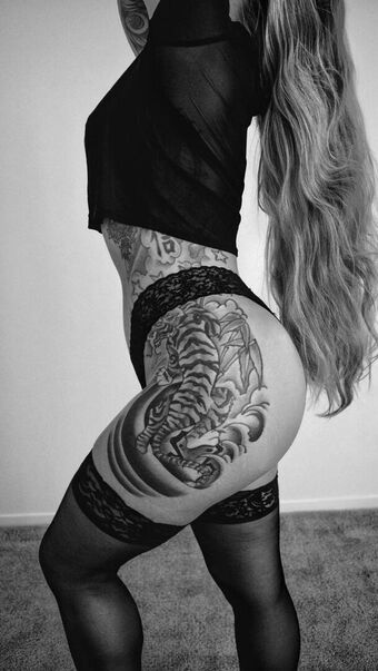 Ninjamrn Meztelen Kiszivárgások OnlyFans Fotó 6