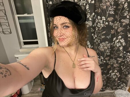 nyxxiepixie Meztelen Kiszivárgások OnlyFans Fotó 3