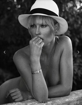 Onlysimonafans Meztelen Kiszivárgások OnlyFans Fotó 10