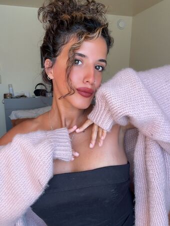 Oshi.az Meztelen Kiszivárgások OnlyFans Fotó 7
