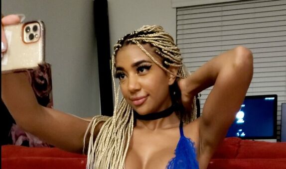 partyatari Meztelen Kiszivárgások OnlyFans Fotó 16