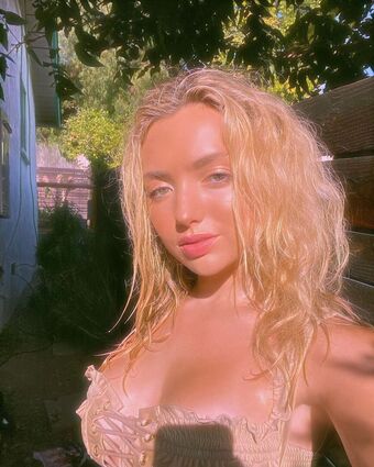 peytonlist Meztelen Kiszivárgások OnlyFans Fotó 9