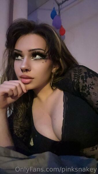pinksnakey