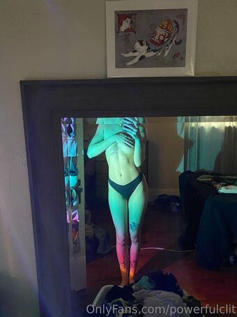 powerfulclit Meztelen Kiszivárgások OnlyFans Fotó 12