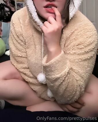 prettypulses Meztelen Kiszivárgások OnlyFans Fotó 17