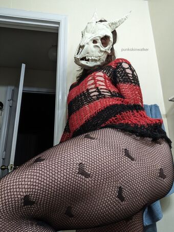 Punkskinwalker Meztelen Kiszivárgások OnlyFans Fotó 24