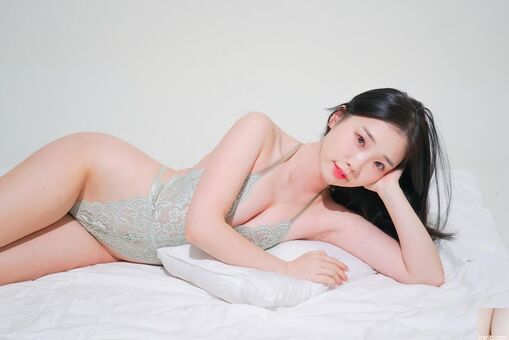 Pureding 퓨딩 Meztelen Kiszivárgások OnlyFans Fotó 66
