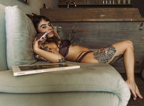 Rapha Meztelen Kiszivárgások OnlyFans Fotó 2