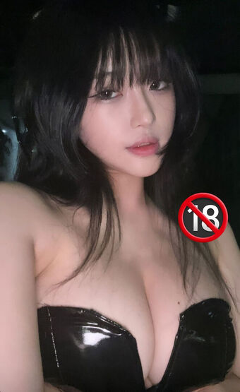 Rattybot Meztelen Kiszivárgások OnlyFans Fotó 10