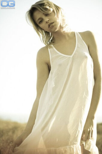 Riley Voelkel Meztelen Kiszivárgások OnlyFans Fotó 7