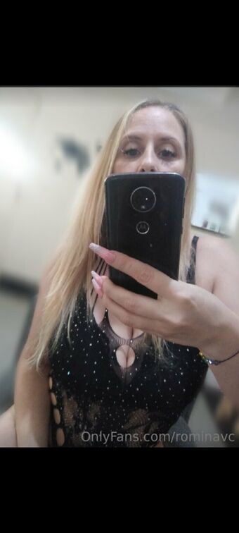 Rominavc Meztelen Kiszivárgások OnlyFans Fotó 14