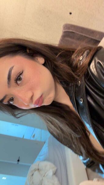 Sakura Shymko Meztelen Kiszivárgások OnlyFans Fotó 145