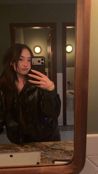 Sakura Shymko Meztelen Kiszivárgások OnlyFans Fotó 146