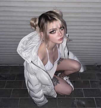 Samkat Meztelen Kiszivárgások OnlyFans Fotó 4