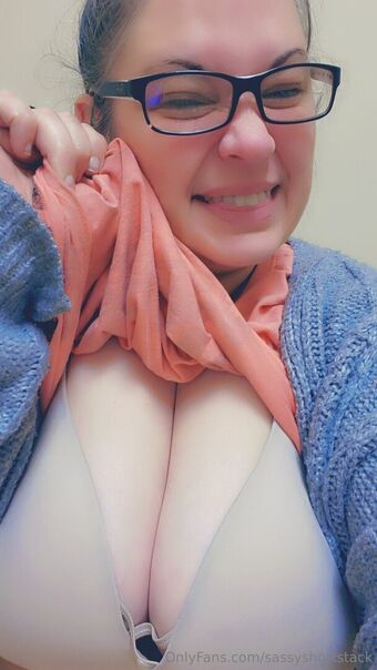 sassyshortstack Meztelen Kiszivárgások OnlyFans Fotó 2