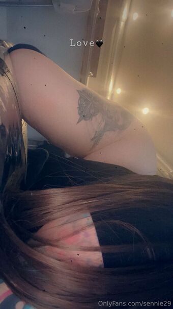 sennie29 Meztelen Kiszivárgások OnlyFans Fotó 6