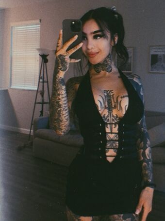 serrahassi Meztelen Kiszivárgások OnlyFans Fotó 4