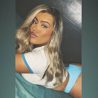 Shannon Wright Meztelen Kiszivárgások OnlyFans Fotó 28