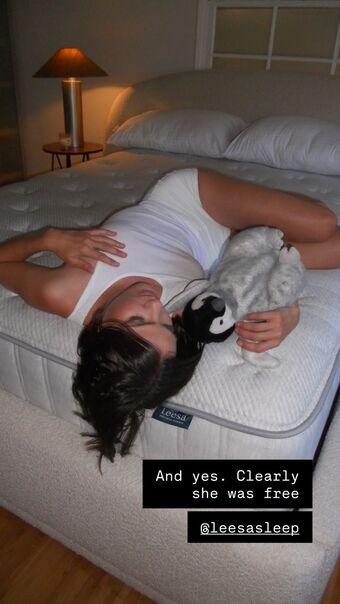 Shelley Hennig Meztelen Kiszivárgások OnlyFans Fotó 58