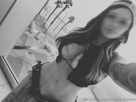 siegexxx Meztelen Kiszivárgások OnlyFans Fotó 123
