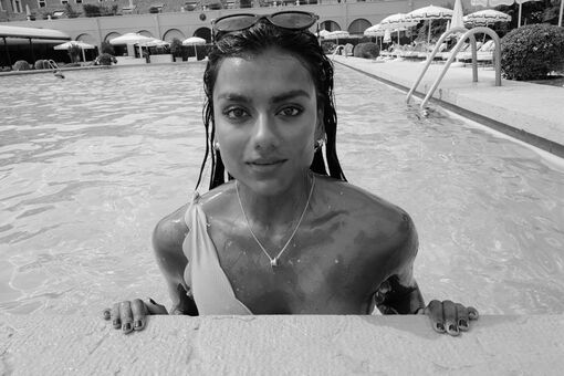 Simone Ashley Meztelen Kiszivárgások OnlyFans Fotó 123