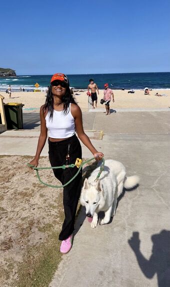 Simone Ashley Meztelen Kiszivárgások OnlyFans Fotó 125