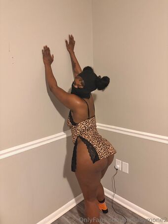 sinfulsymone2 Meztelen Kiszivárgások OnlyFans Fotó 12