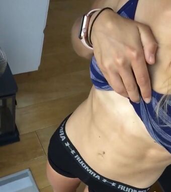 skyblondee