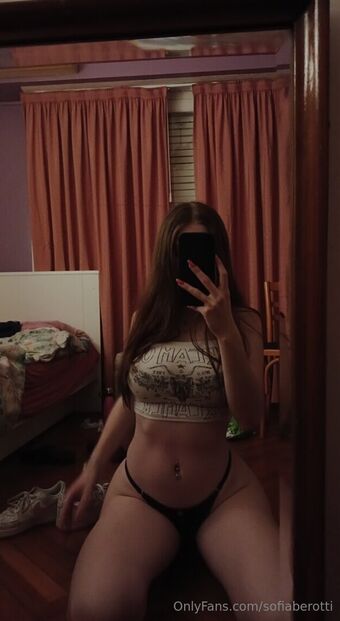 sofylotta Meztelen Kiszivárgások OnlyFans Fotó 13