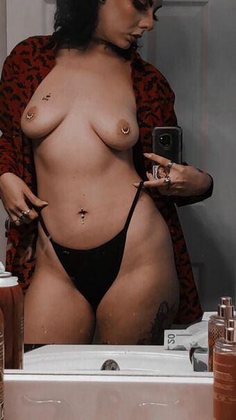 somethingvvicked Meztelen Kiszivárgások OnlyFans Fotó 4