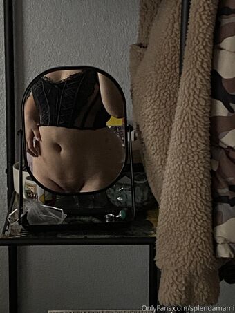 splendamami Meztelen Kiszivárgások OnlyFans Fotó 32