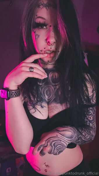 st.hell Meztelen Kiszivárgások OnlyFans Fotó 32